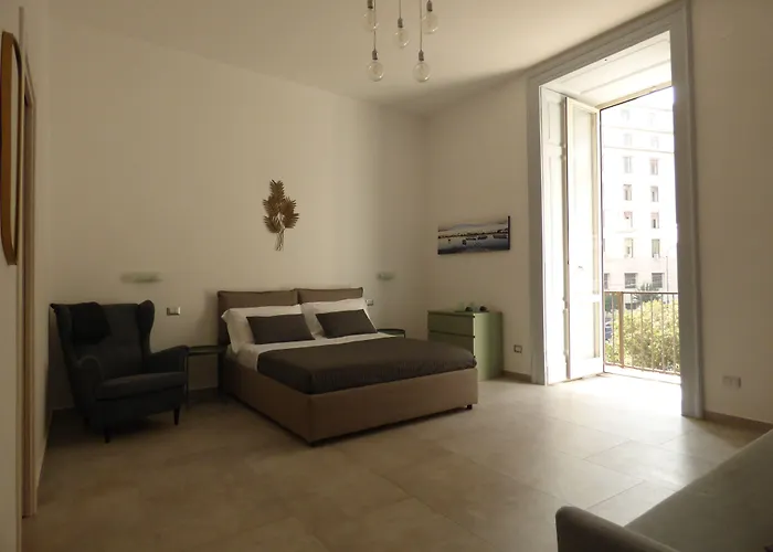 B&B Monteoliveto 33 Napoli
